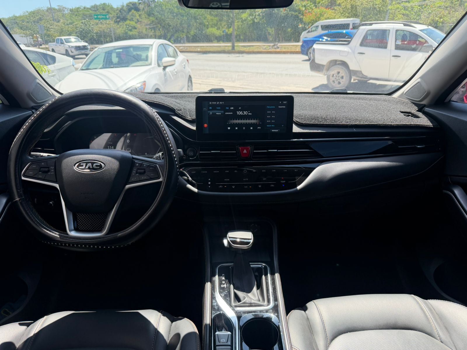 2024 JAC SEI4 1.5 Connect At