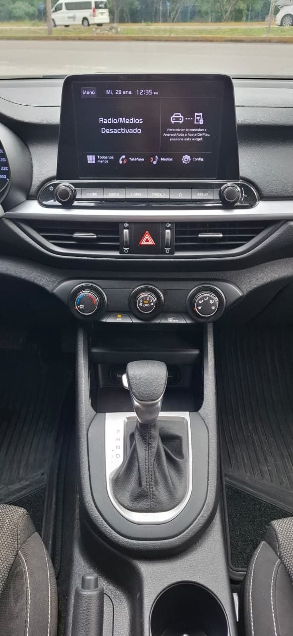 2022 Kia Forte 2.0 L At