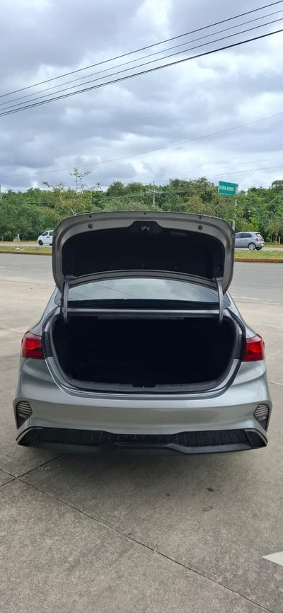 2022 Kia Forte 2.0 L At