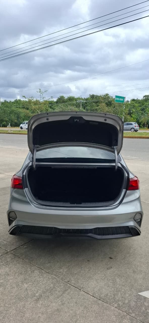 2022 Kia Forte 2.0 L At