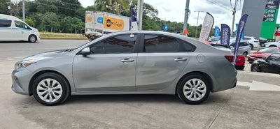 2022 Kia Forte 2.0 L At