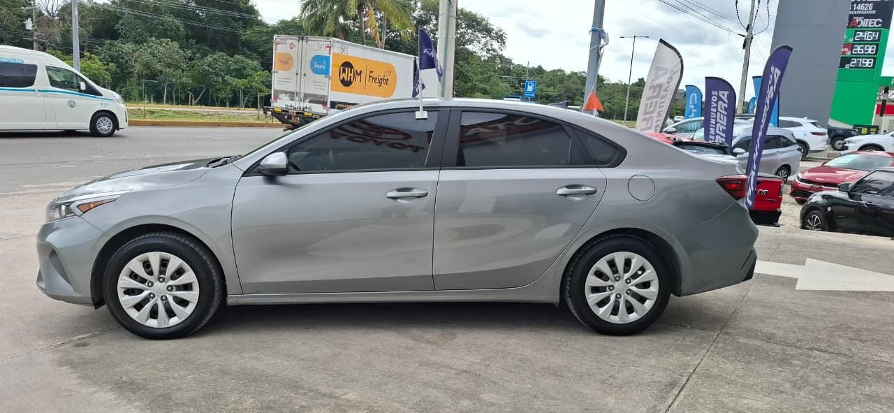 2022 Kia Forte 2.0 L At