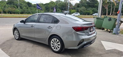 2022 Kia Forte 2.0 L At