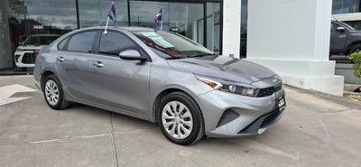 2022 Kia Forte 2.0 L At