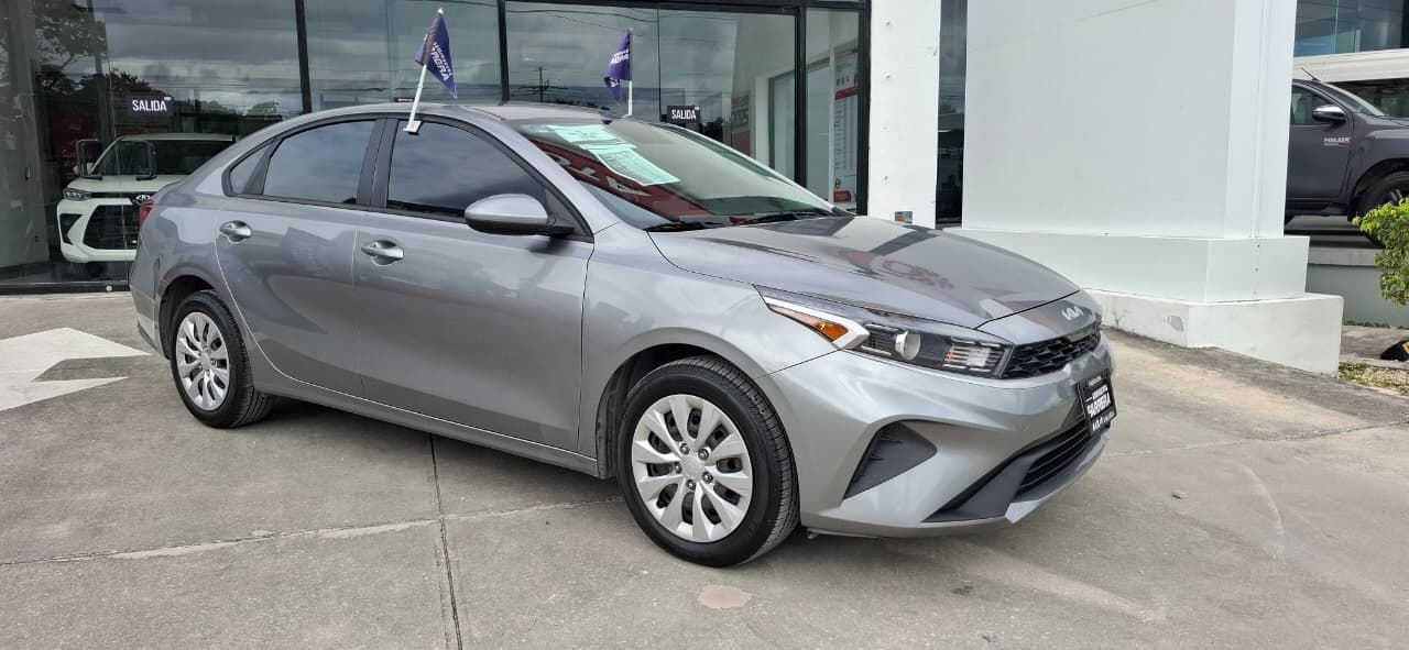 2022 Kia Forte 2.0 L At