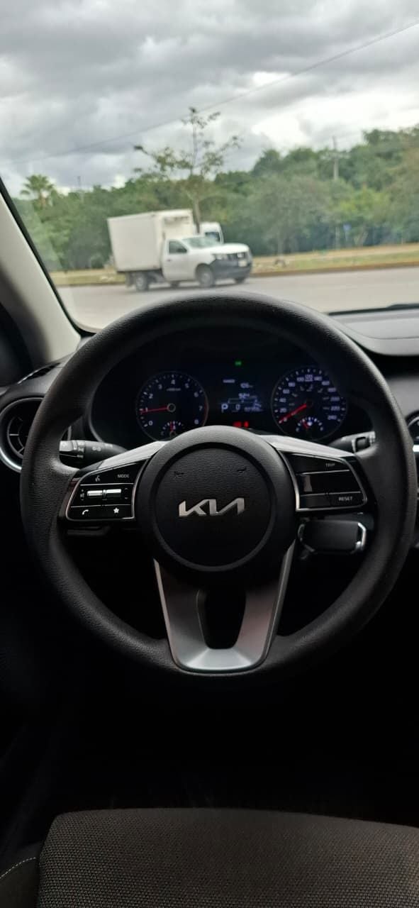 2022 Kia Forte 2.0 L At