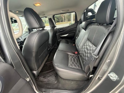 2023 Nissan Frontier 2.5 Le Platinum At