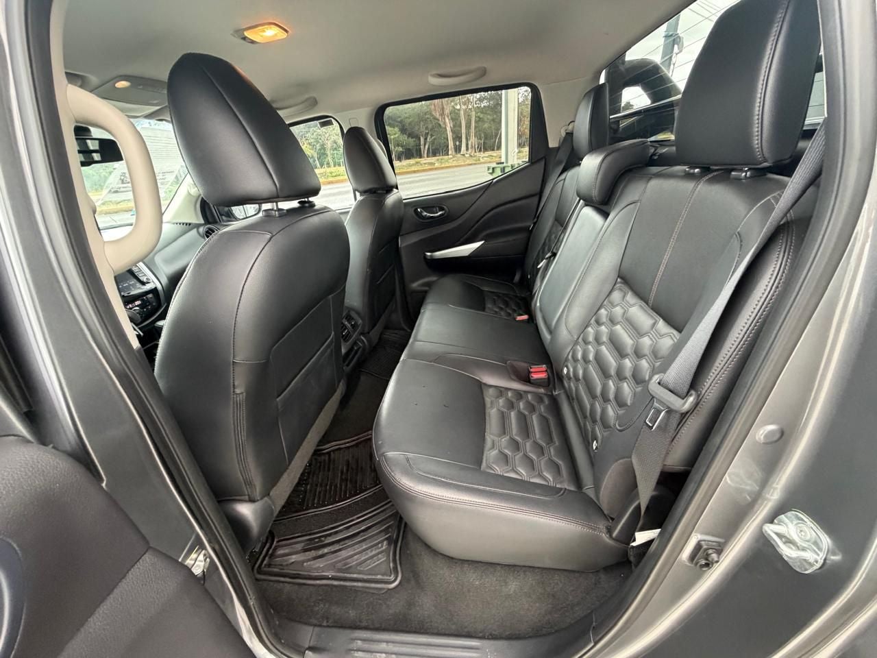 2023 Nissan Frontier 2.5 Le Platinum At