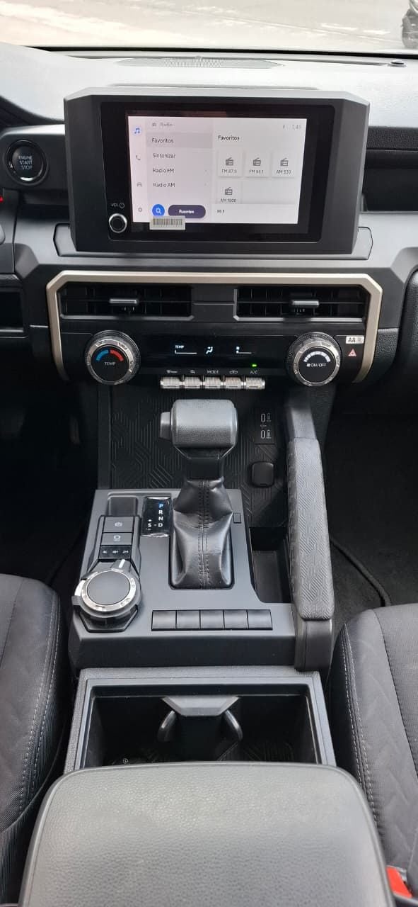 2025 Toyota Tacoma 2.4 Sr 4x4 At