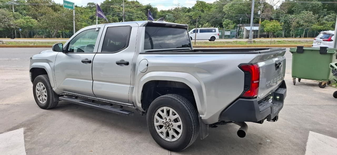 2025 Toyota Tacoma 2.4 Sr 4x4 At