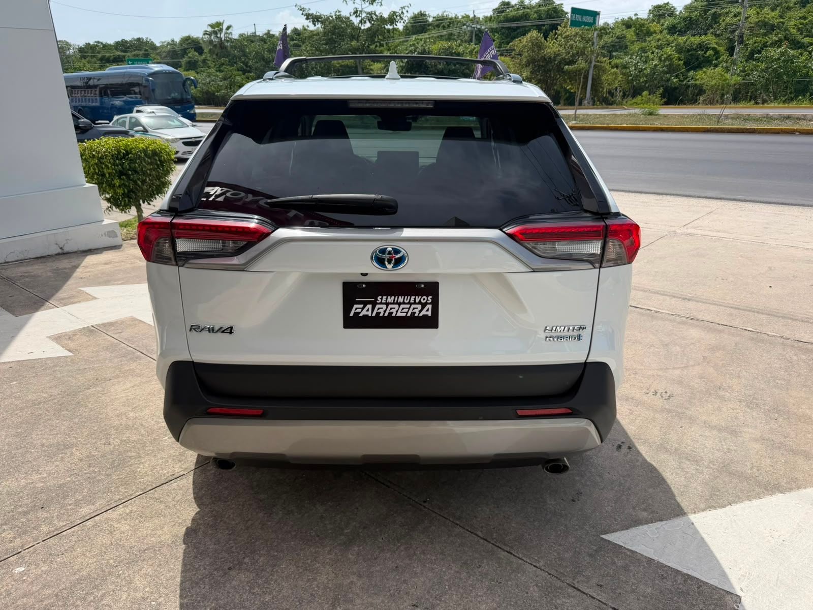 2023 Toyota RAV4 2.5 Limited Hybrid At