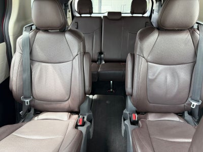 2024 Toyota Sienna 2.5 Platinum Hev At