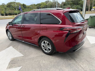 2024 Toyota Sienna 2.5 Platinum Hev At