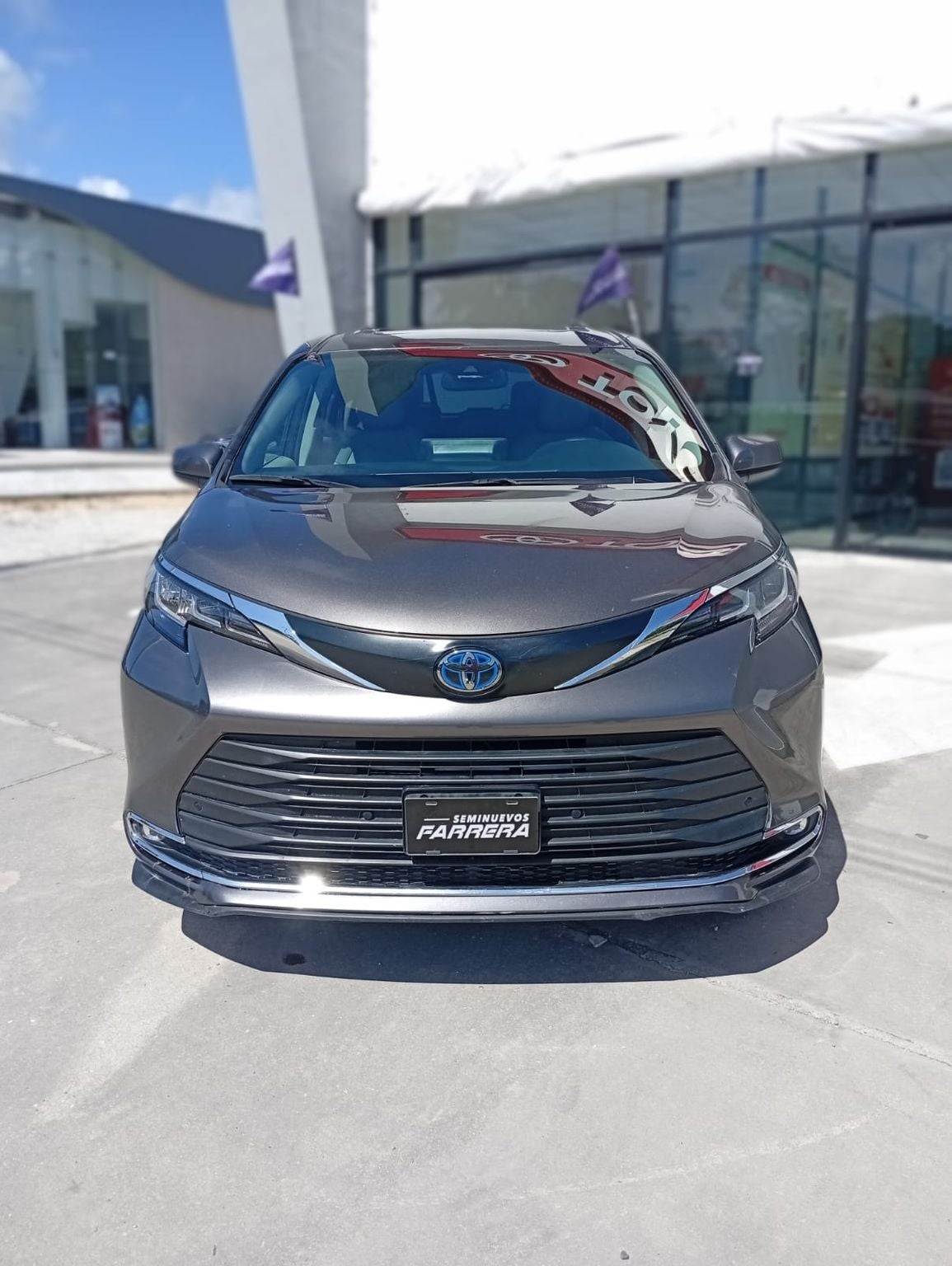 2022 Toyota Sienna 2.5 Xle Piel Hibrido At