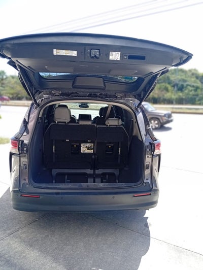 2022 Toyota Sienna 2.5 Xle Piel Hibrido At