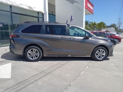 2022 Toyota Sienna 2.5 Xle Piel Hibrido At