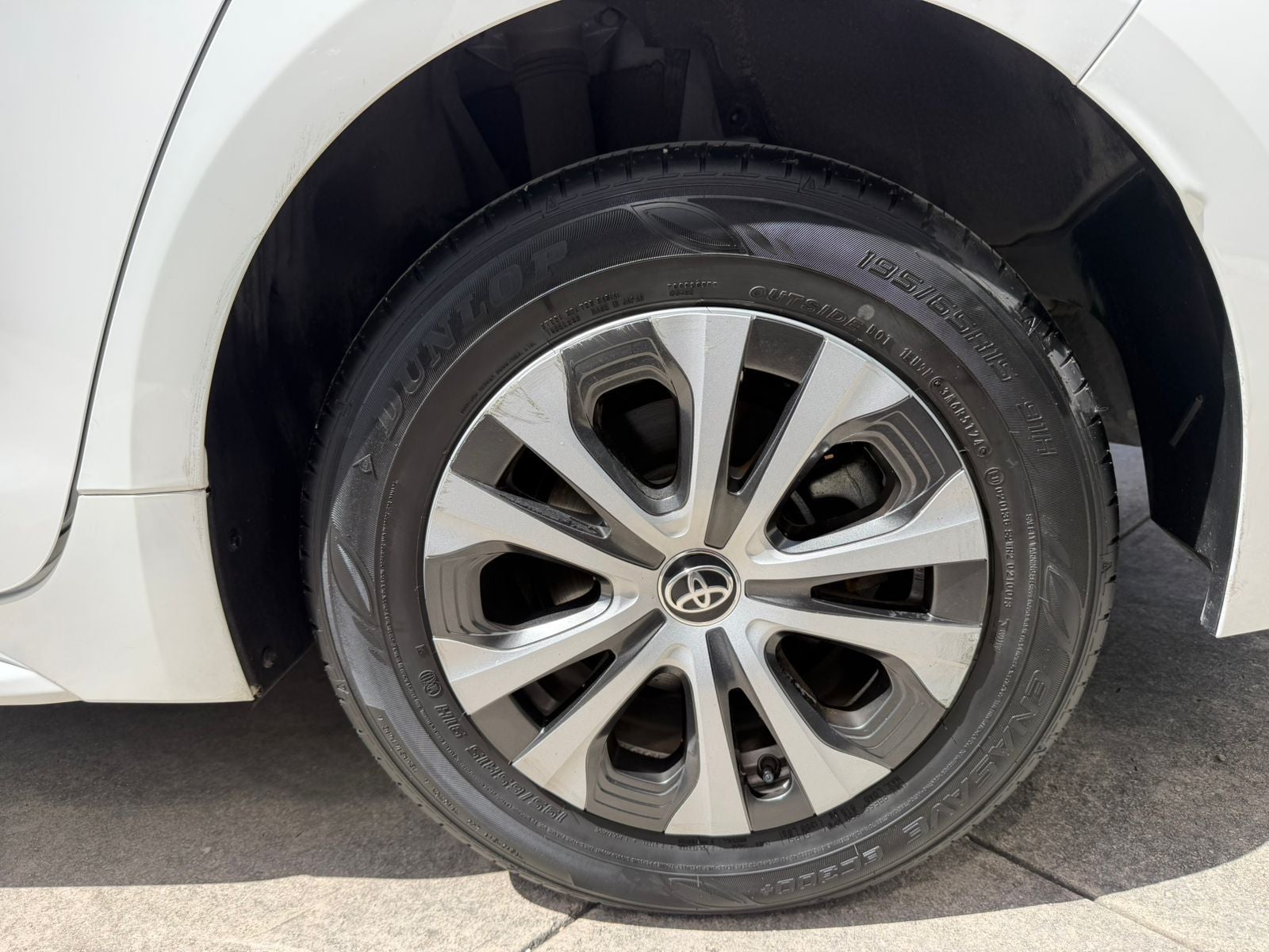 2025 Toyota Corolla 1.8 Le Hybrid At