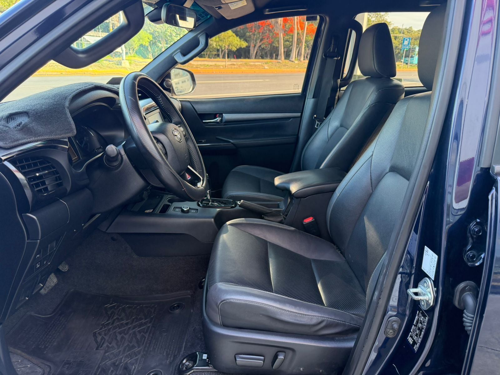 2024 Toyota Hilux 2.8 Doble Cabina Diesel ADV Mhev At
