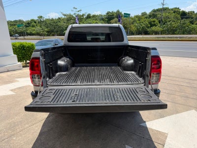 2024 Toyota Hilux 2.7 Doble Cabina Sr Mt