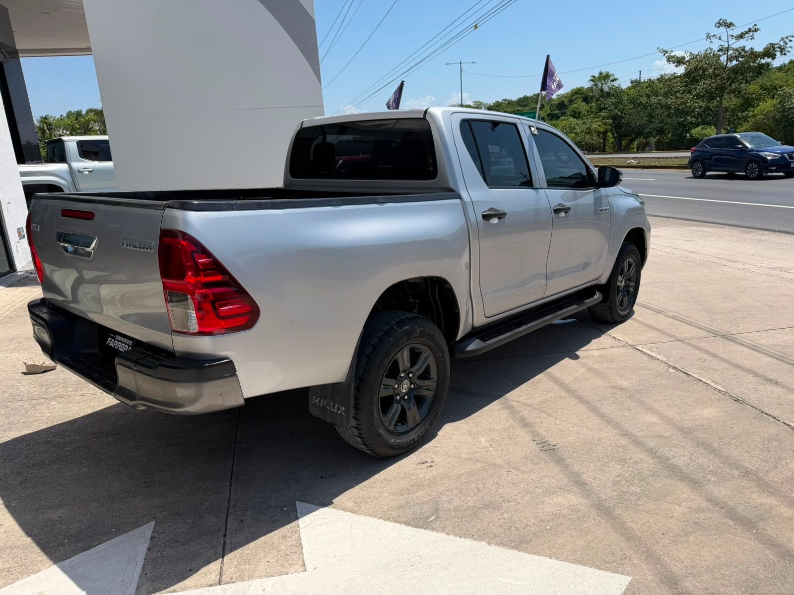 2024 Toyota Hilux 2.7 Doble Cabina Sr Mt