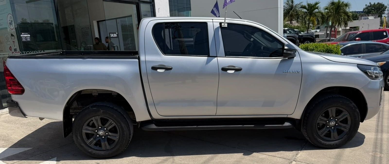 2024 Toyota Hilux 2.7 Doble Cabina Sr Mt
