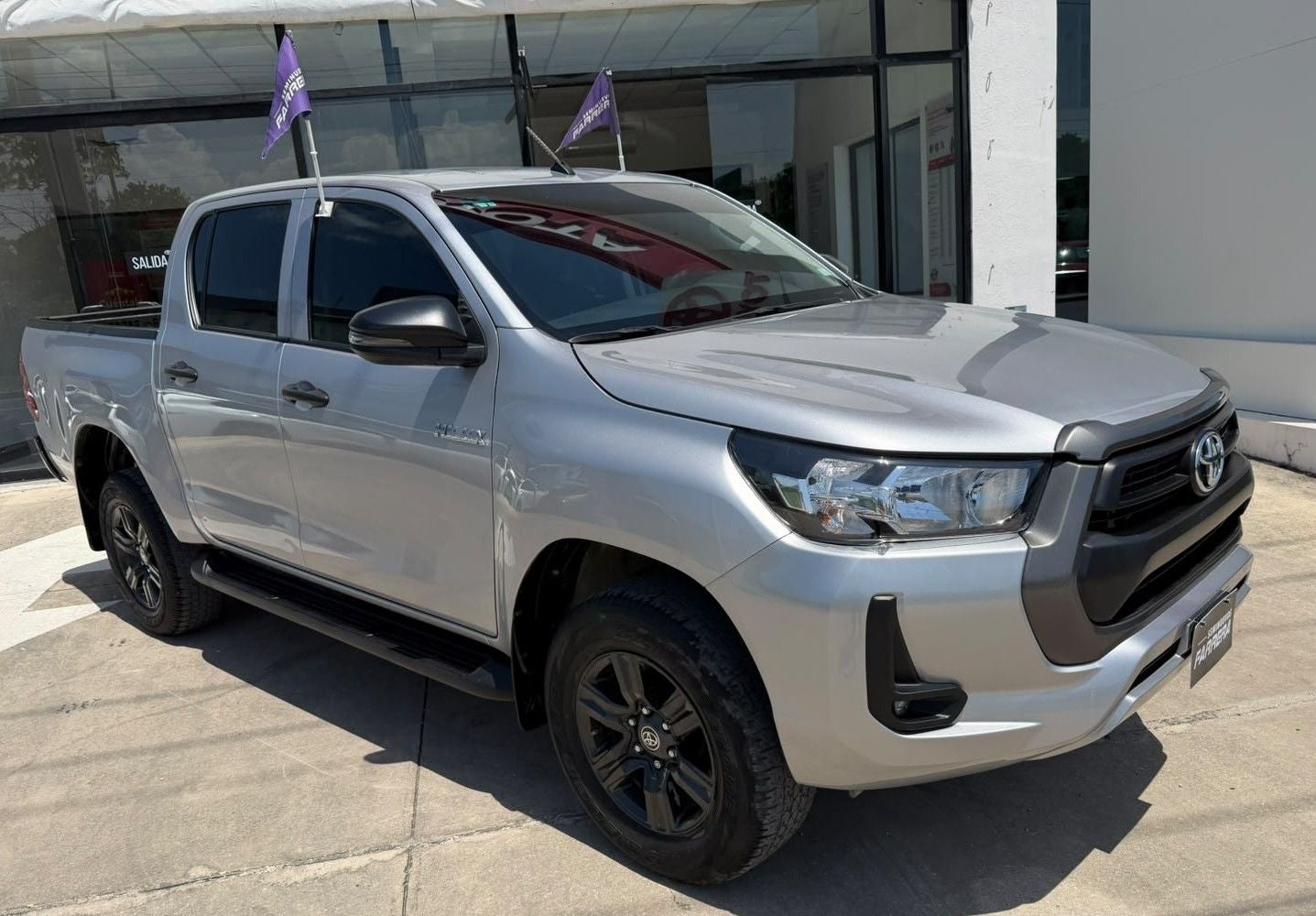2024 Toyota Hilux 2.7 Doble Cabina Sr Mt