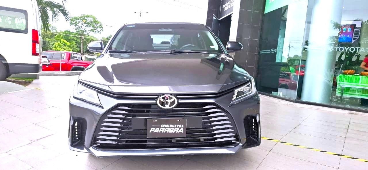 2023 Toyota Yaris 1.5 S Hi Sedan At