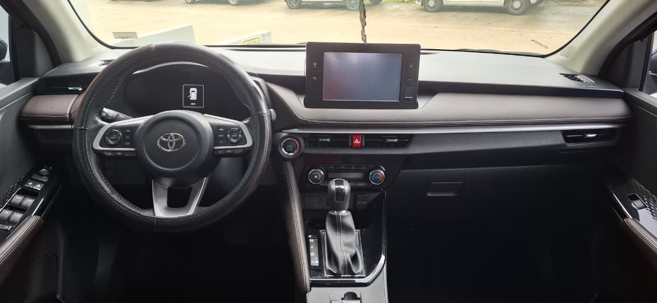 2023 Toyota Yaris 1.5 S Hi Sedan At