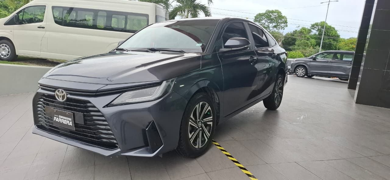2023 Toyota Yaris 1.5 S Hi Sedan At