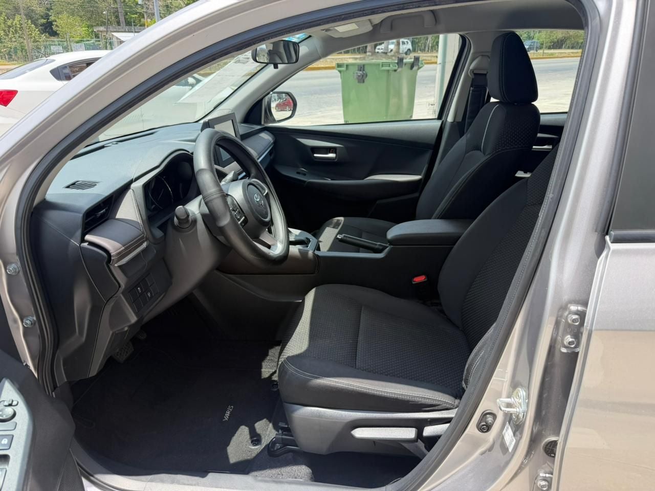 2023 Toyota Yaris 1.5 S Sedan At