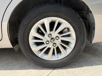 2023 Toyota Yaris 1.5 S Sedan At