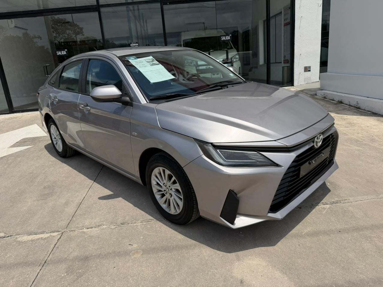 2023 Toyota Yaris 1.5 S Sedan At