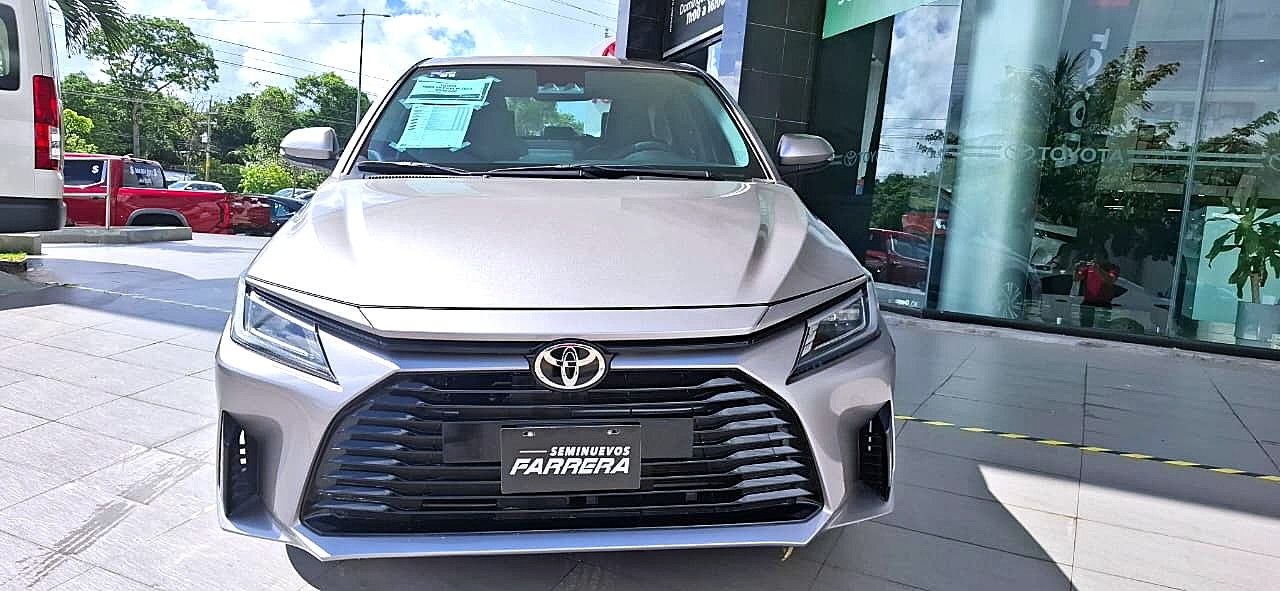 2025 Toyota Yaris 1.5 S Hi Sedan At