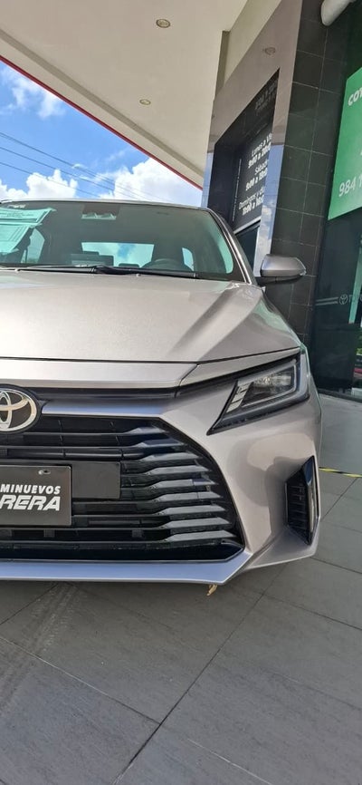 2025 Toyota Yaris 1.5 S Hi Sedan At