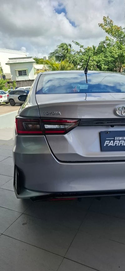 2025 Toyota Yaris 1.5 S Hi Sedan At