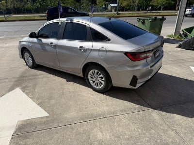 2023 Toyota Yaris 1.5 S Sedan At