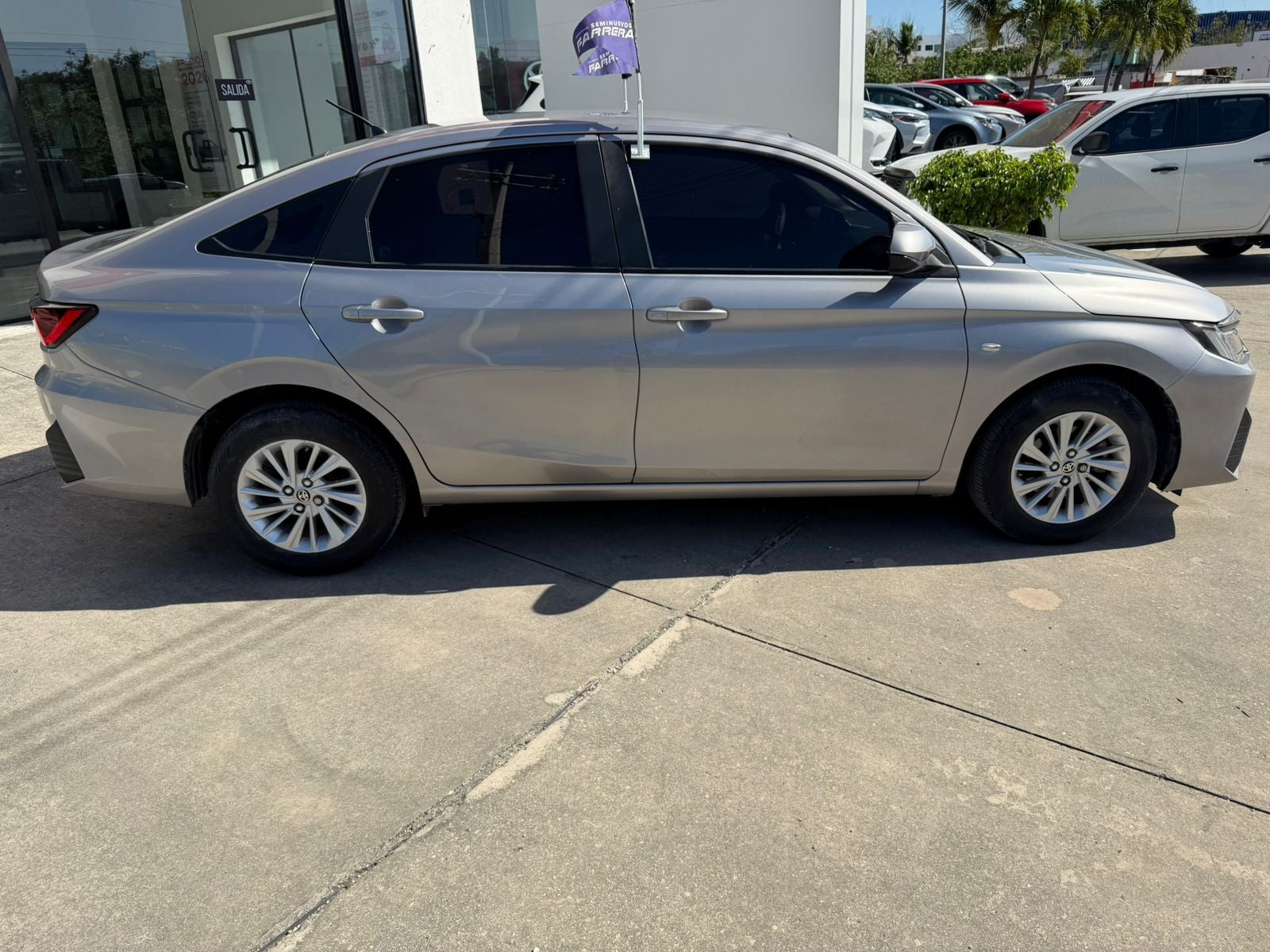 2023 Toyota Yaris 1.5 S Sedan At