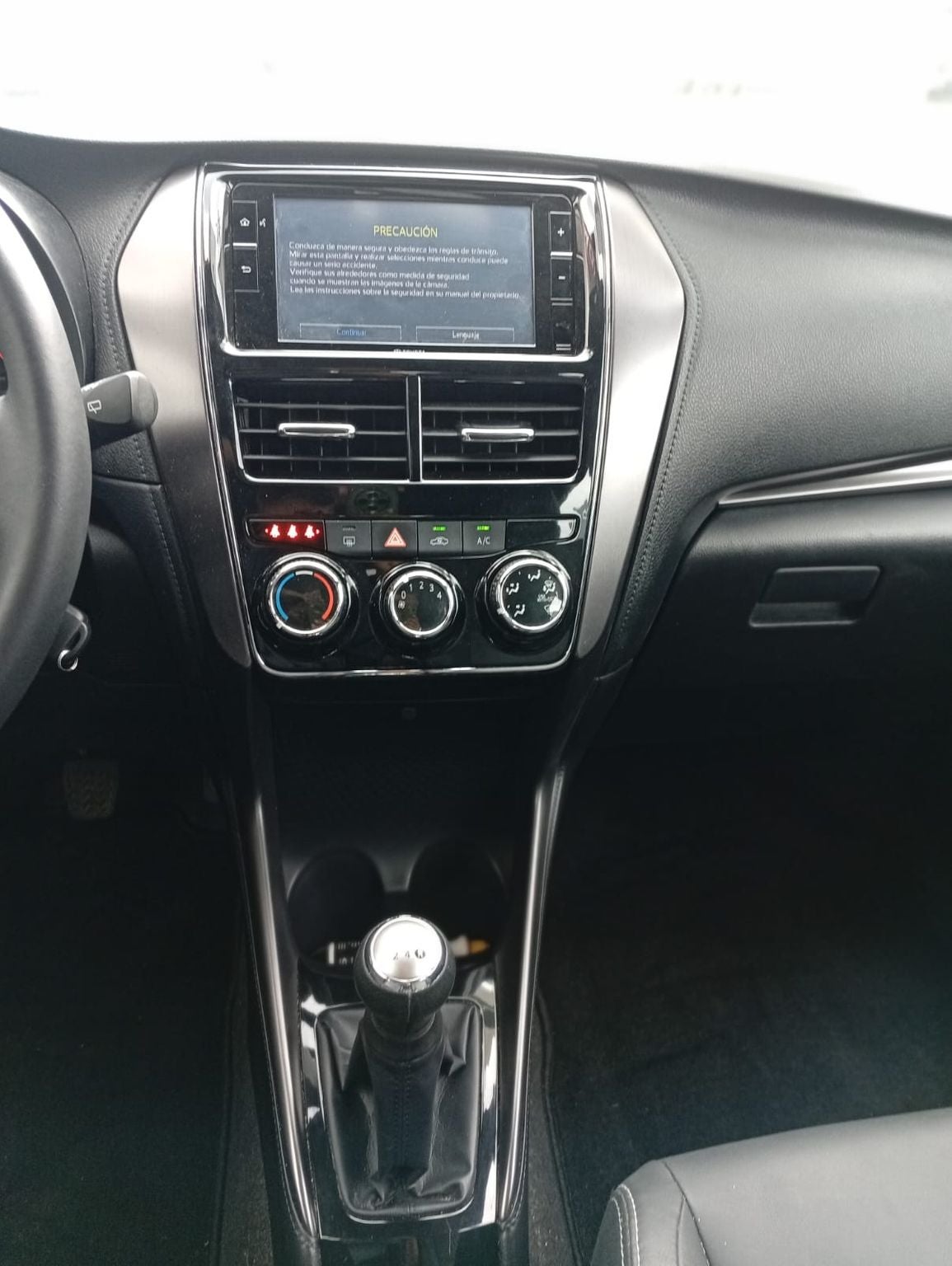 2025 Toyota Yaris 1.5 S Hb At