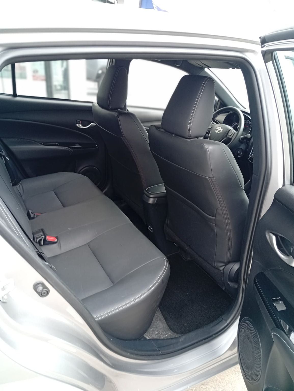 2025 Toyota Yaris 1.5 S Hb At